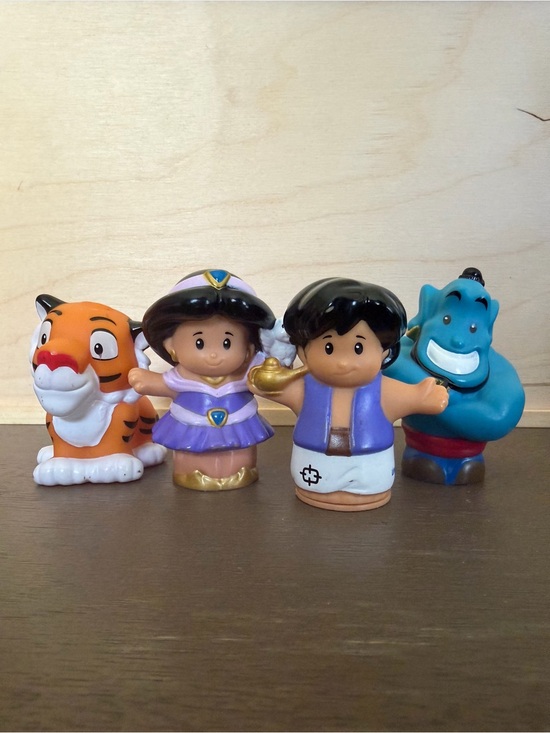 Fisher-Price Other - Fisher Price Little People Aladdin Rare Set